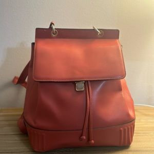 A Bellucci made in Italy 100% leather  backpack elegant